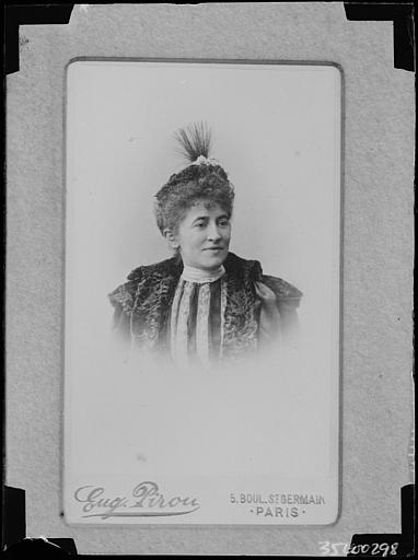 Portrait d'une femme (Mme Huguet ?) en buste