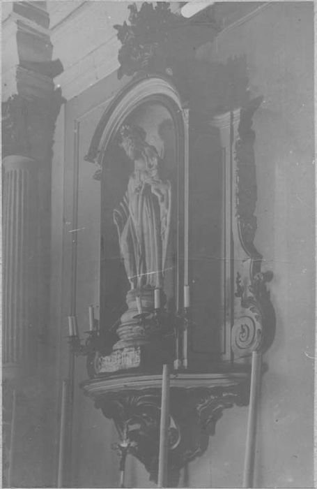 statue : Vierge à l'Enfant