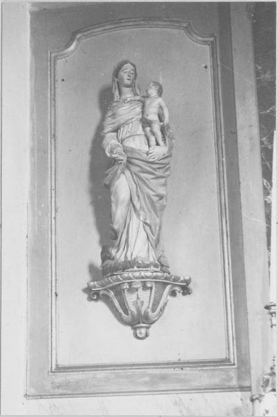 statue : Vierge à l'Enfant, vue générale - © Ministère de la Culture (France), Médiathèque du patrimoine et de la photographie (objets mobiliers), tous droits réservés