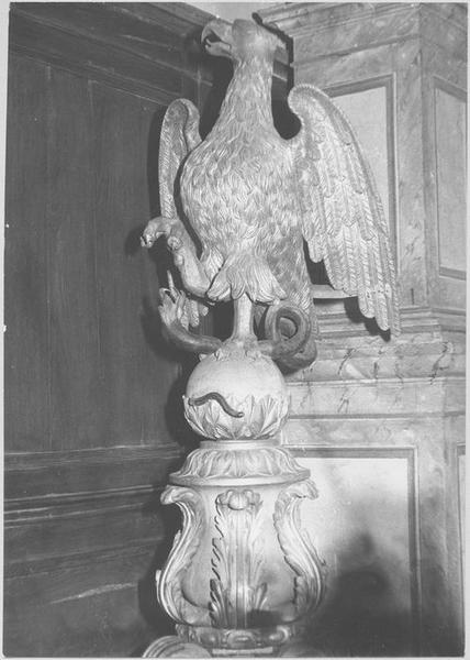 lutrin (aigle-lutrin), vue partielle - © Ministère de la Culture (France), Médiathèque du patrimoine et de la photographie (objets mobiliers), tous droits réservés