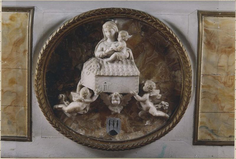 bas-relief (médaillon) : Notre-Dame-de-Lorette, vue générale - © Ministère de la Culture (France), Médiathèque du patrimoine et de la photographie (objets mobiliers), tous droits réservés