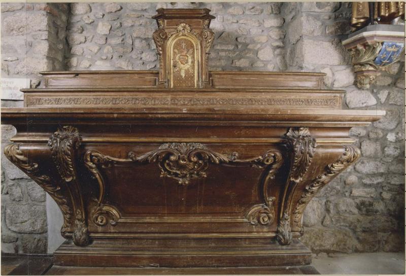 autel, tabernacle, gradin (autel secondaire sud), vue générale - © Ministère de la Culture (France), Médiathèque du patrimoine et de la photographie (objets mobiliers), tous droits réservés