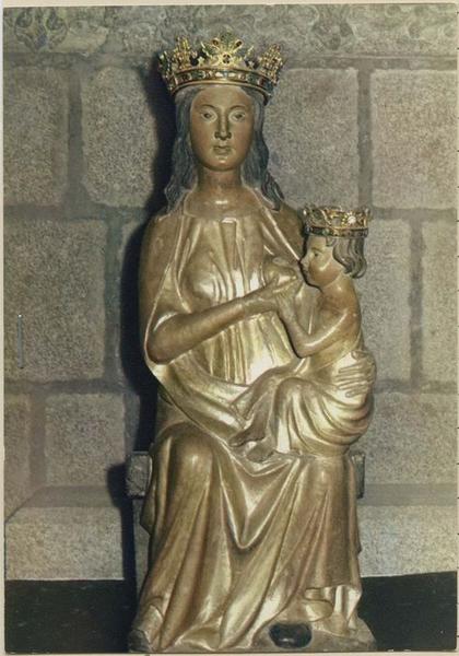 statue: Vierge à l'Enfant, dite Notre-Dame-des-Marais, vue générale - © Ministère de la Culture (France), Médiathèque du patrimoine et de la photographie (objets mobiliers), tous droits réservés