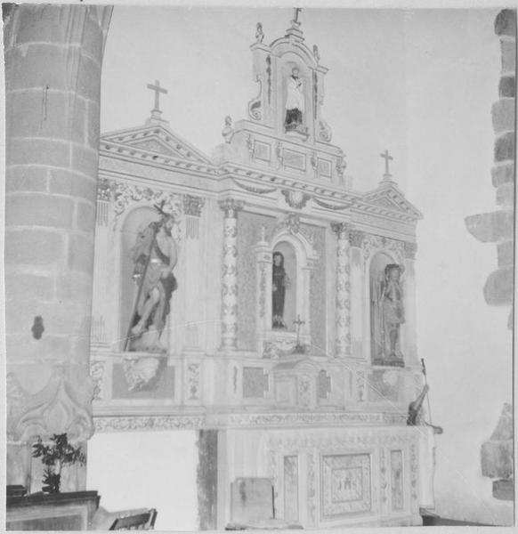 Autel, retable, 4 statues : saint Jean-Baptiste, saint Fiacre, saint Stanislas, saint Hubert