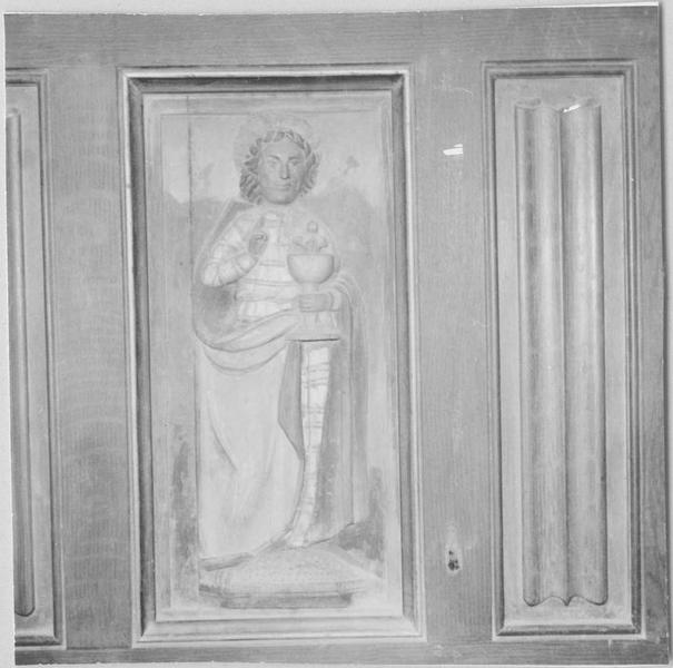 bas-relief, apôtre : Jean, vue générale