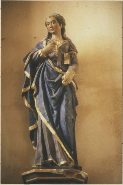 statue : sainte femme, vue générale - © Ministère de la Culture (France), Médiathèque du patrimoine et de la photographie (objets mobiliers), tous droits réservés