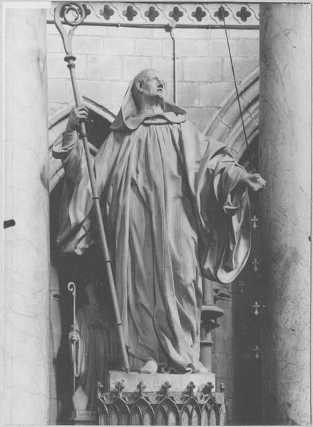 statue : saint Maur, vue générale