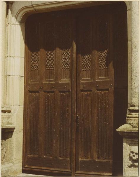 vantaux de la porte nord, vue d'ensemble - © Ministère de la Culture (France), Médiathèque du patrimoine et de la photographie (objets mobiliers), tous droits réservés