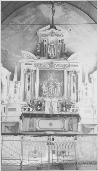 Autel, retable, tableau, 2 statues (maître-autel) : l'Ascension, saint Nicolas, saint Mathurin