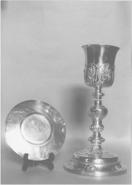 calice, patène, vue générale - © Ministère de la Culture (France), Médiathèque du patrimoine et de la photographie (objets mobiliers), tous droits réservés