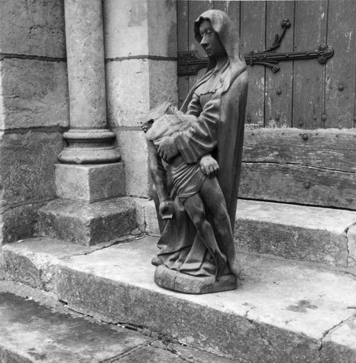 statue : Vierge de Pitié - © Ministère de la Culture (France), Médiathèque du patrimoine et de la photographie (objets mobiliers), tous droits réservés