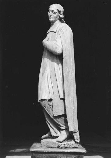statue : saint