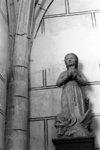 statue : sainte Marguerite - © Ministère de la Culture (France), Médiathèque du patrimoine et de la photographie (objets mobiliers), tous droits réservés
