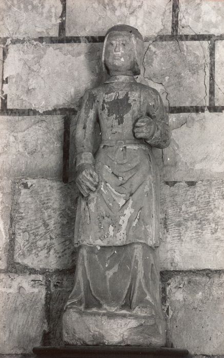 statue : Sainte Anne