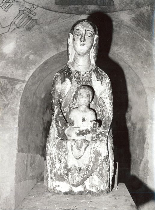 statue : Vierge Sedes Sapientiae