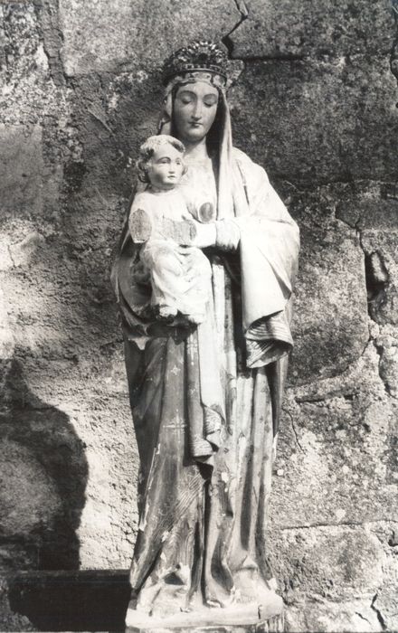 Statue : Vierge à l'Enfant