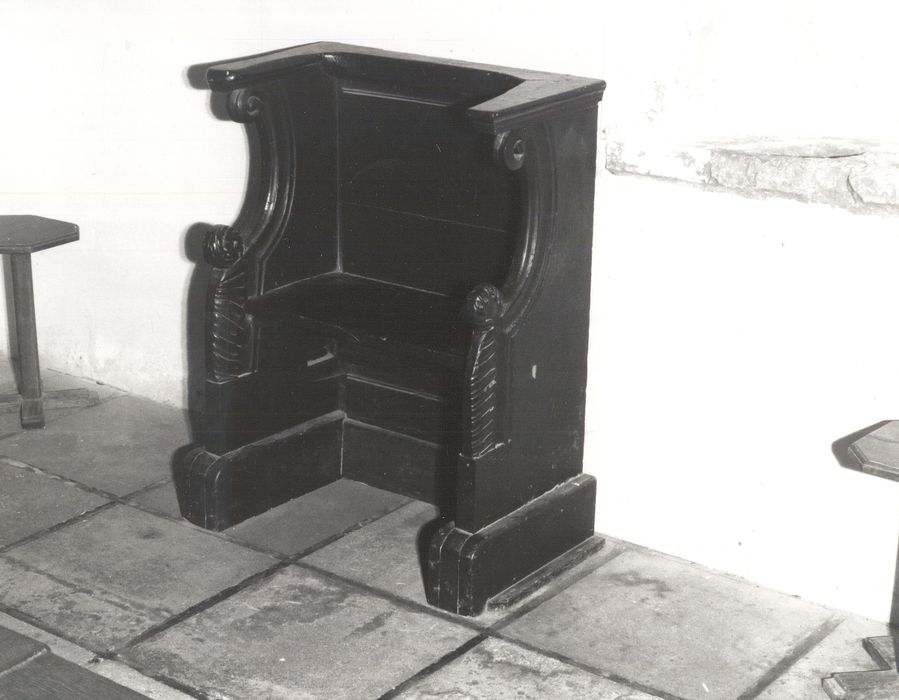 Fauteuil de célébrant