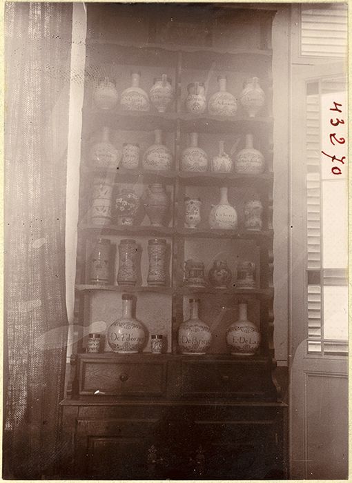 pots à pharmacie