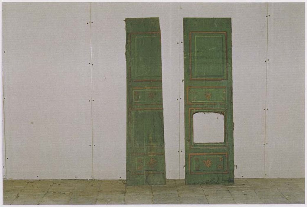 décor de théâtre : trompe l’oeil de lambris de revêtement