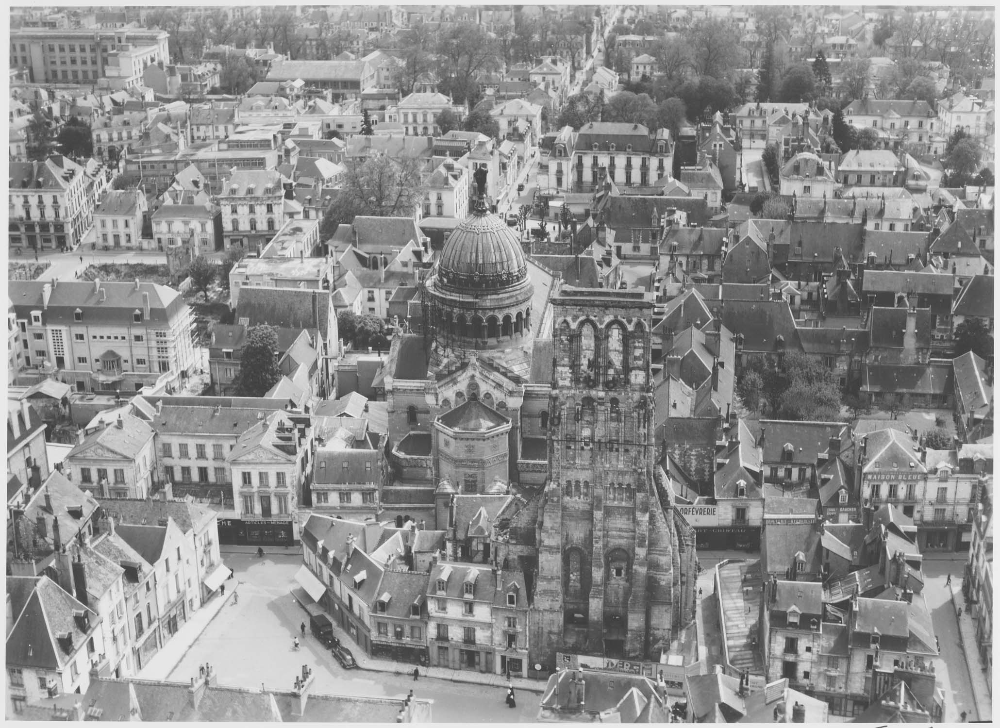 Basilique Saint-Martin