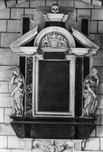 monument funéraire de Claude de Villequier - © Ministère de la Culture (France), Médiathèque du patrimoine et de la photographie (objets mobiliers), tous droits réservés