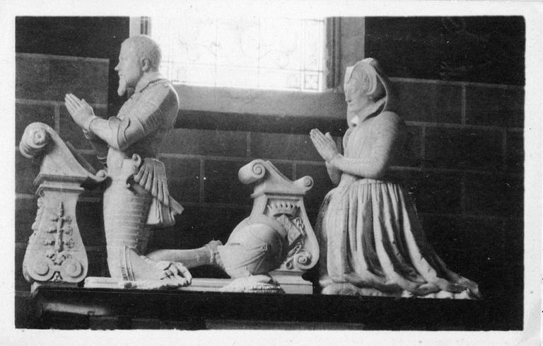 statues (2) (statue funéraire) de Martin du Bellay, prince d'Yvetot, et de Louise de Sapvenières - © Ministère de la Culture (France), Médiathèque du patrimoine et de la photographie (objets mobiliers), tous droits réservés