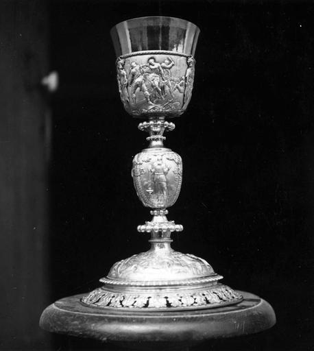 calice, patène - © Ministère de la Culture (France), Médiathèque du patrimoine et de la photographie (objets mobiliers), tous droits réservés