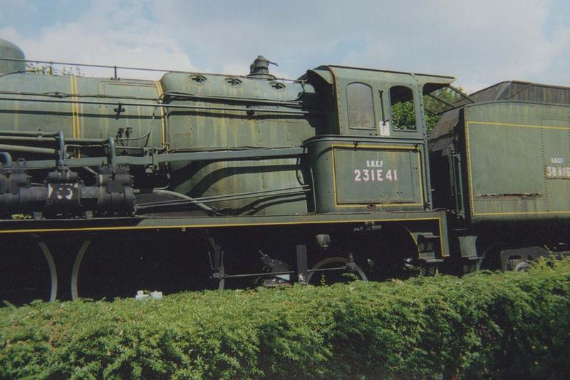 Locomotive à vapeur Fives-Lille, type Pacific, à tender séparé, à voie normale, 231 E 42, vue partielle