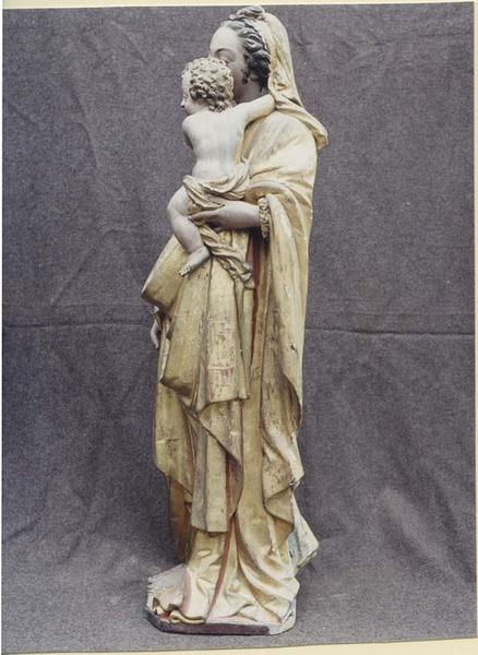 statue : Vierge à l'Enfant, profil gauche, vue générale