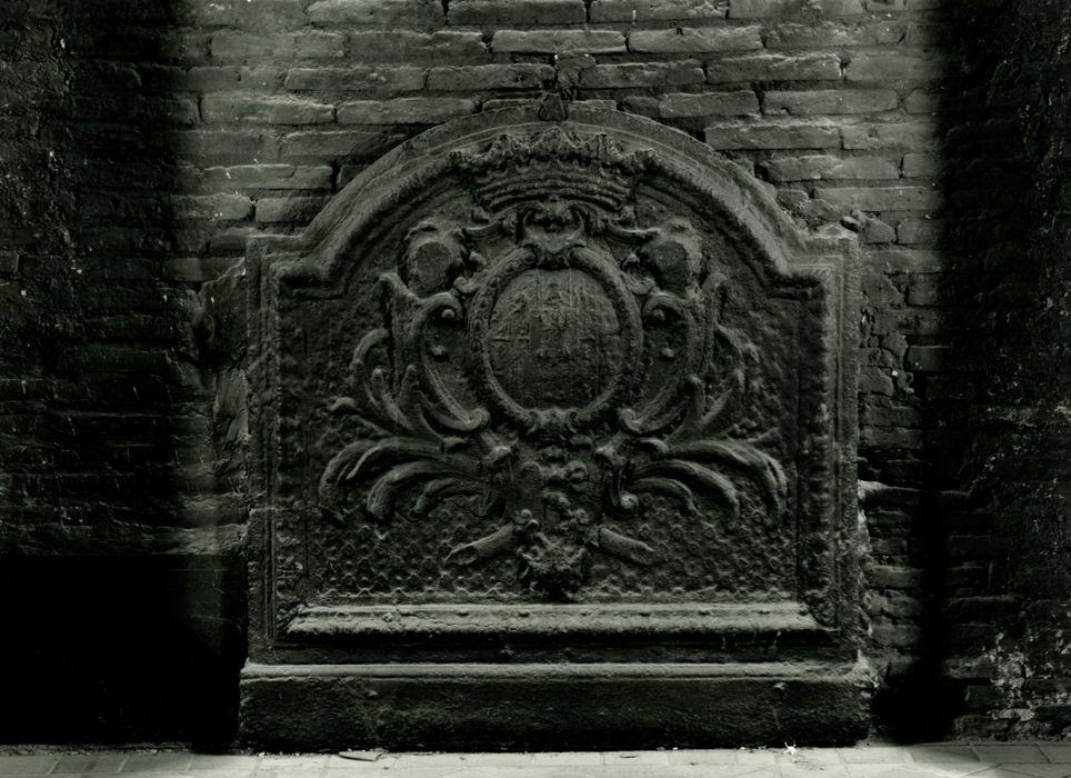 Plaque de cheminée