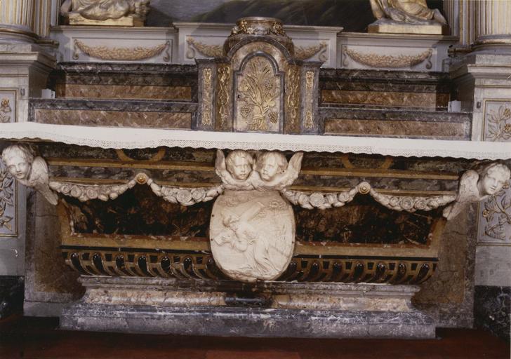 Retable (maître-autel)