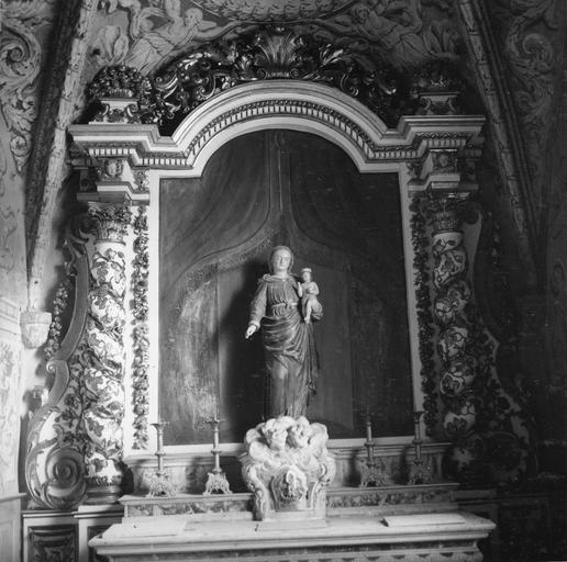 autel - © Ministère de la Culture (France), Médiathèque du patrimoine et de la photographie (objets mobiliers), tous droits réservés