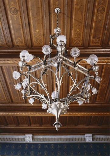 mobilier de la 1ère chambre du tribunal de grande Instance : lustre, 1890-1897