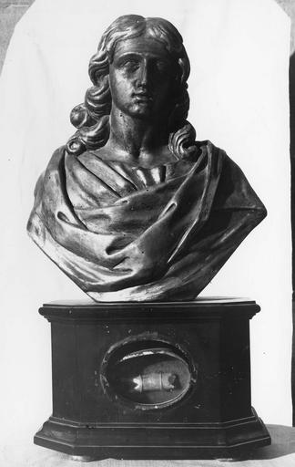 buste-reliquaire, type D, bois argenté et parties dorées, n° 14 - © Ministère de la Culture (France), Médiathèque du patrimoine et de la photographie (objets mobiliers), tous droits réservés