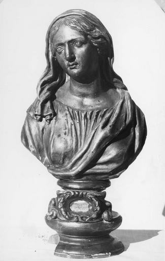 buste-reliquaire, type B, n°22, bois argenté et parties dorées - © Ministère de la Culture (France), Médiathèque du patrimoine et de la photographie (objets mobiliers), tous droits réservés