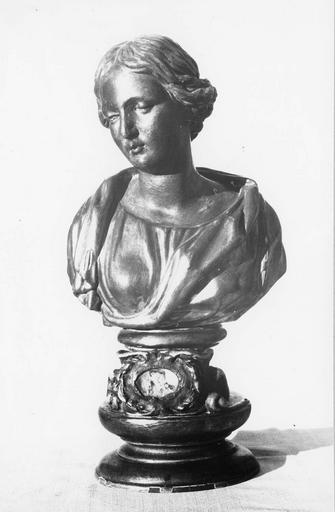 buste-reliquaire, type B, n°26, bois argenté et parties dorées - © Ministère de la Culture (France), Médiathèque du patrimoine et de la photographie (objets mobiliers), tous droits réservés