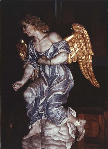 statue : ange, bois sculpté - © Ministère de la Culture (France), Médiathèque du patrimoine et de la photographie (objets mobiliers), tous droits réservés