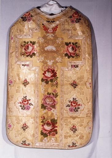 chasuble, satin