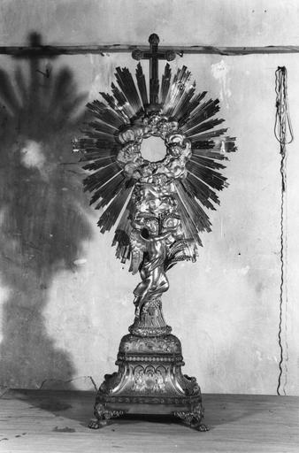 ostensoir, argent, entre 1823 et 1838 - © Ministère de la Culture (France), Médiathèque du patrimoine et de la photographie (objets mobiliers), tous droits réservés