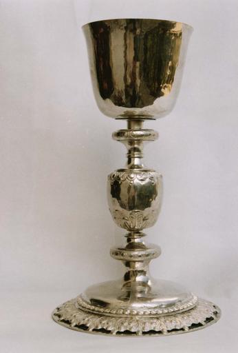 calice n°5, patène, argent forgé et ciselé