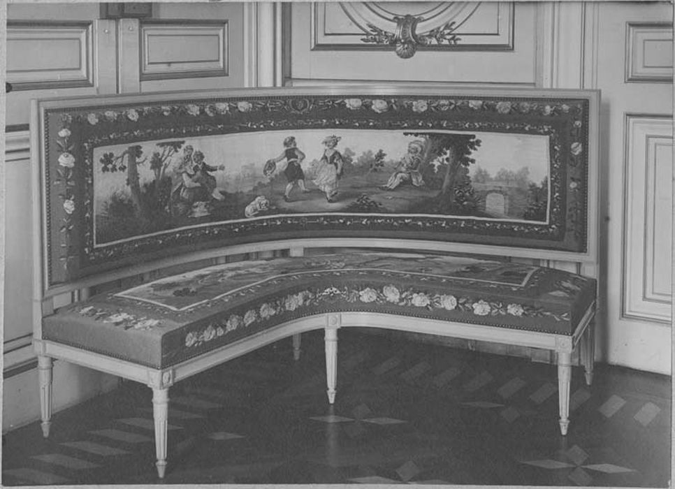 canapé - © Ministère de la Culture (France), Médiathèque du patrimoine et de la photographie, diffusion RMN-GP