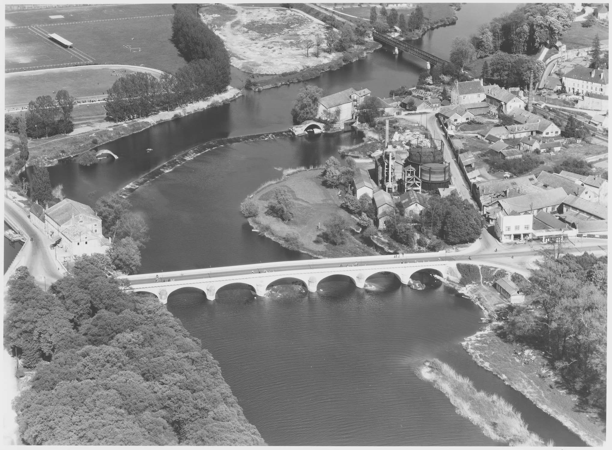 Grand pont sur le Doubs