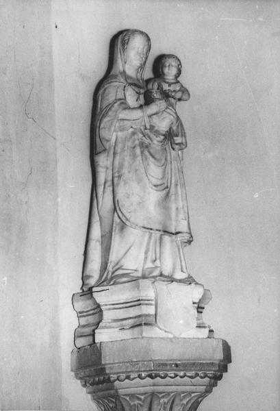 statuette : Vierge à l'Enfant, vue générale - © Ministère de la Culture (France), Médiathèque du patrimoine et de la photographie (objets mobiliers), tous droits réservés