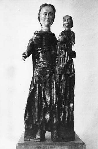 Groupe sculpté : Vierge à l'Enfant dite du Prieuré, bois sculpté, peint ; après restauration