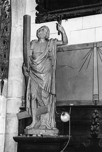 Statue : Saint Pierre, bois sculpté, peint