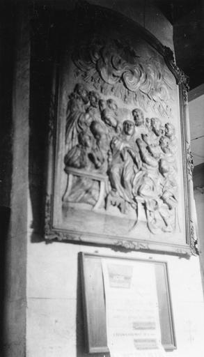 Bas-relief : La Pentecôte, bois sculpté - © Ministère de la Culture (France), Médiathèque du patrimoine et de la photographie (objets mobiliers), tous droits réservés