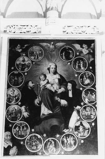 Tableau : Vierge du Rosaire, à noter, en bas à gauche, le donateur de l'oeuvre, en orant, huile sur toile - © Ministère de la Culture (France), Médiathèque du patrimoine et de la photographie (objets mobiliers), tous droits réservés
