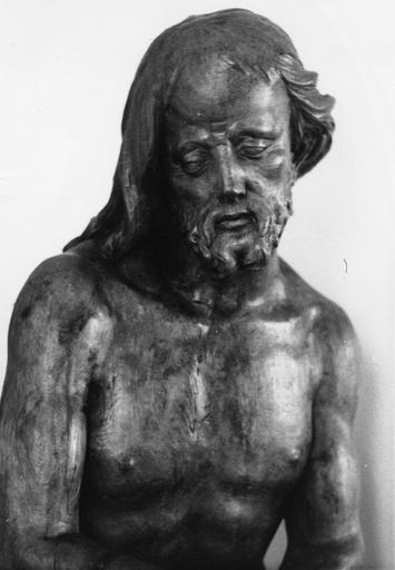 Statue : Christ aux liens, détail du visage, bois sculpté - © Ministère de la Culture (France), Médiathèque du patrimoine et de la photographie (objets mobiliers), tous droits réservés