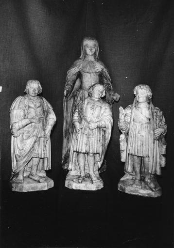 4 statues : Speusippe, Eleusippe, Melasippe, Sainte Léonille