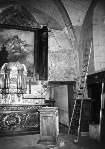 Retable, tabernacle, tableau vus pendant la dépose du retable - © Ministère de la Culture (France), Médiathèque du patrimoine et de la photographie (objets mobiliers), tous droits réservés